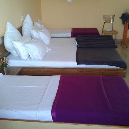Hotel Padmapani Park Aurangabad  Zewnętrze zdjęcie