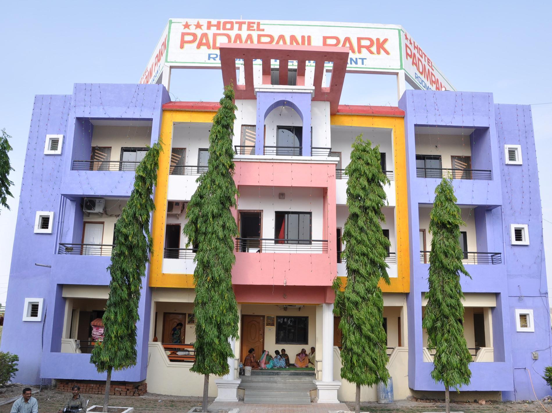 Hotel Padmapani Park Aurangabad  Zewnętrze zdjęcie